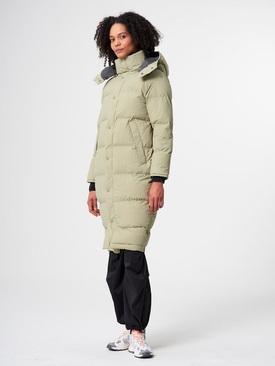 Pinqponq Puffy Parka - Reed Olive (Female) Vierteljährliche Förderung