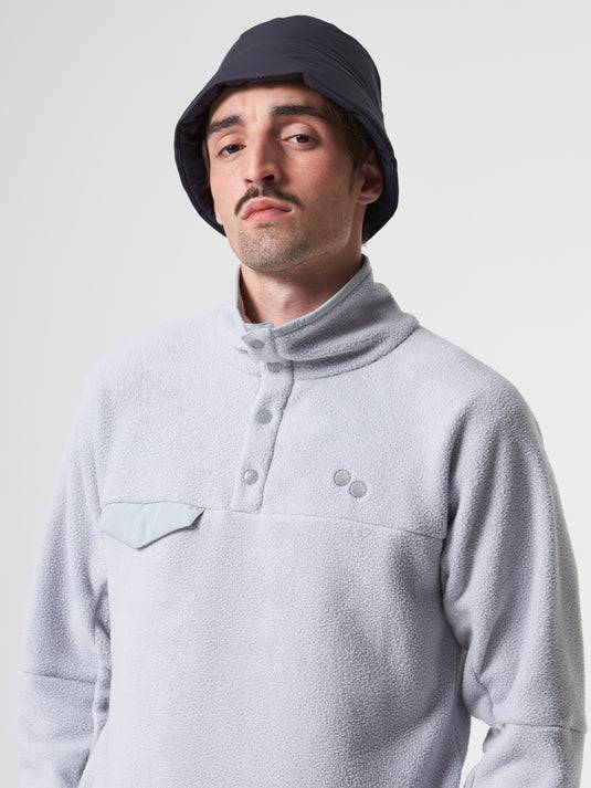 Pinqponq Fleece Pullover - Iced Grey (Unisex) Im Verkauf