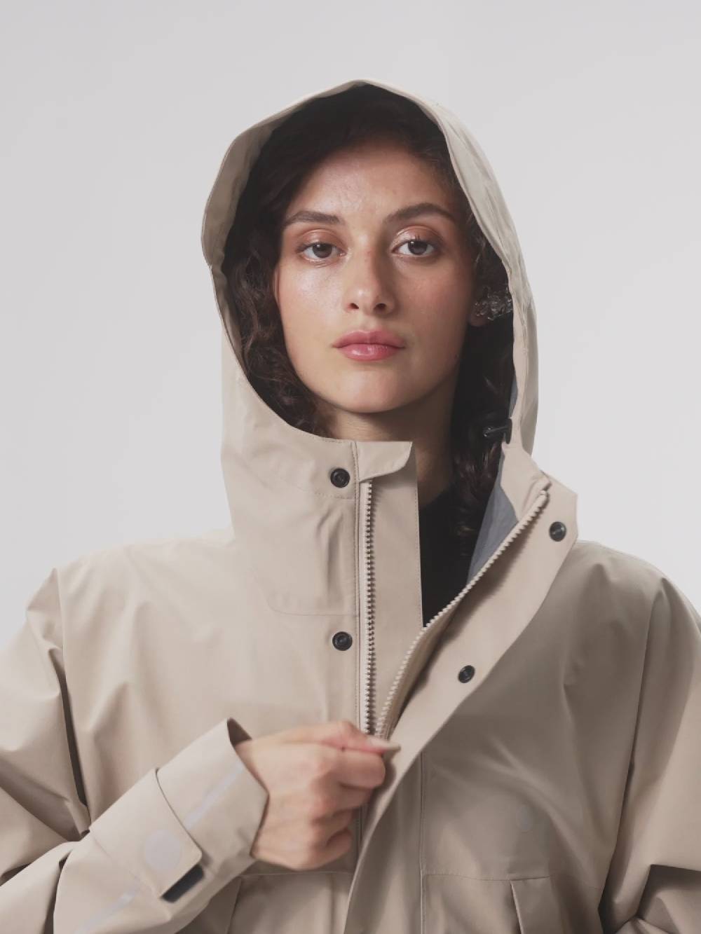 Pinqponq Aestech Rain Parka - Caramel Khaki (Unisex) Rabatte dieses Monats