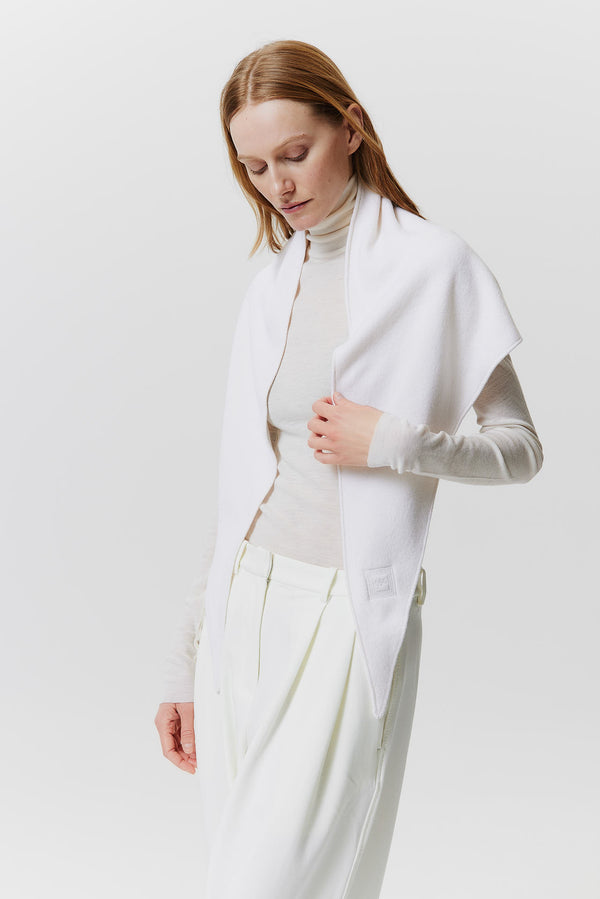 Prinz Berlin Kaschmir Triangle Fine Knit Off-White Bestseller