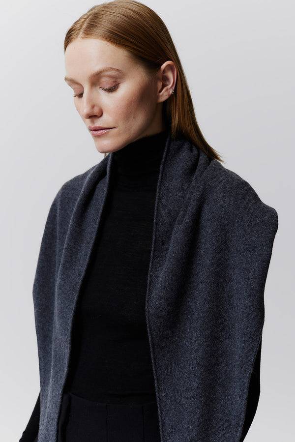 Prinz Berlin Kaschmir Triangle Fine Knit Graphit Nur für heute