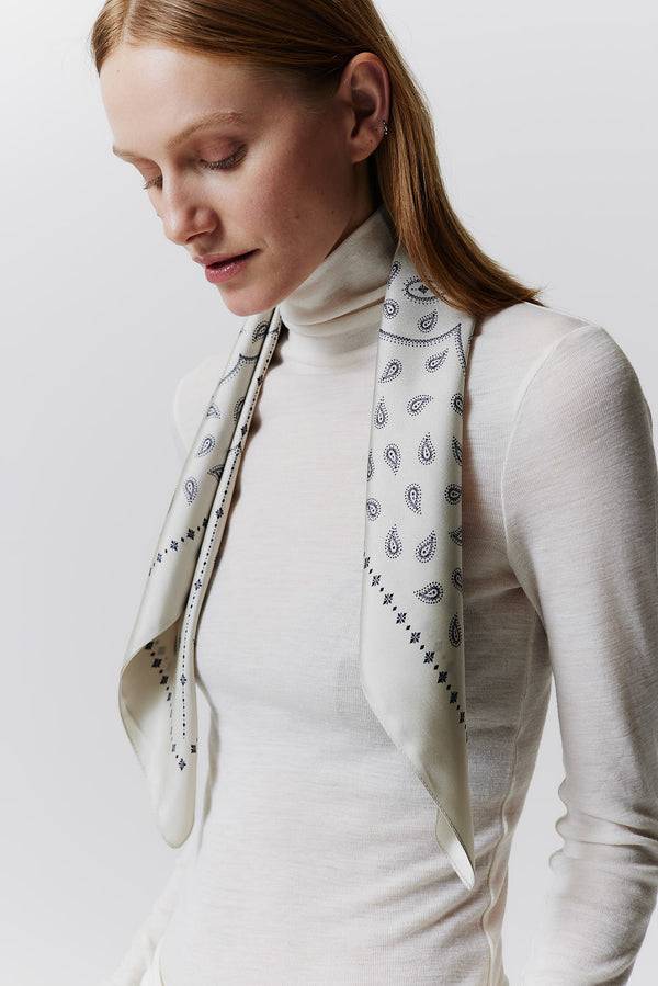 Prinz Berlin Seidentuch Paisley 70 Off-White Rabatt