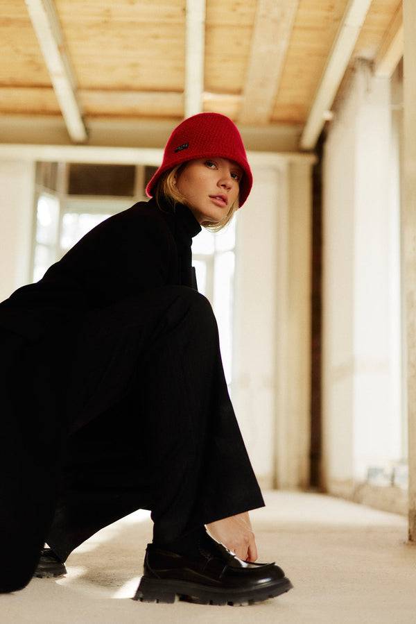 Prinz Berlin Kaschmir Bucket Hat Hand Crochet Rot Riesige Ersparnisse