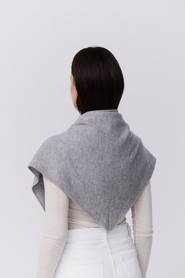 Prinz Berlin Kaschmir Triangle Fine Knit Hellgrau Fabrikladen