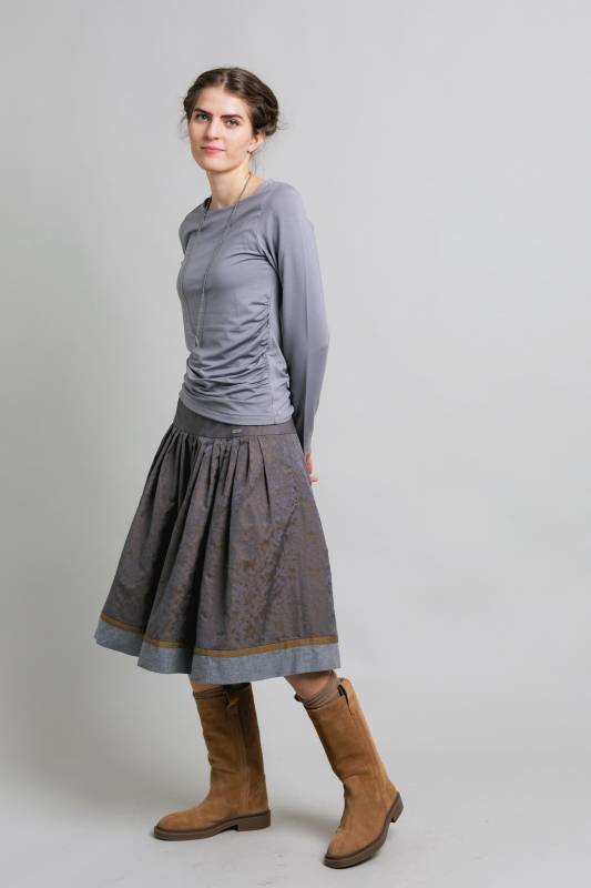 Rockmacherin Isbluma Trachterrock mit Blumenmuster auf edlem Jacquardstoff Wochenangebot