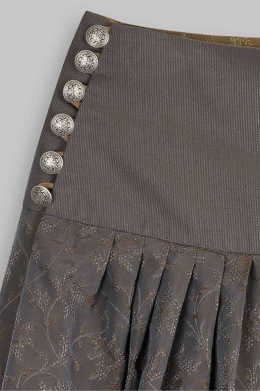 Rockmacherin Isbluma Trachterrock mit Blumenmuster auf edlem Jacquardstoff Wochenangebot