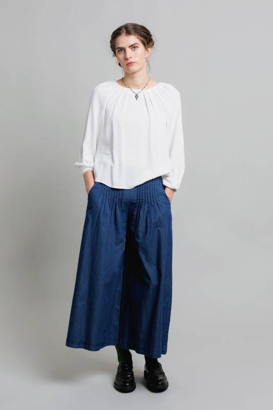 Rockmacherin Sempt Hosenrock aus weichem Denim mit Biesen und Gummizug Online