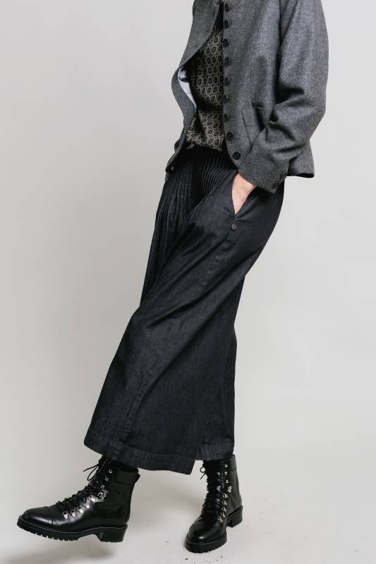 Rockmacherin Sempt Hosenrock aus weichem Denim mit Biesen und Gummizug Outlet