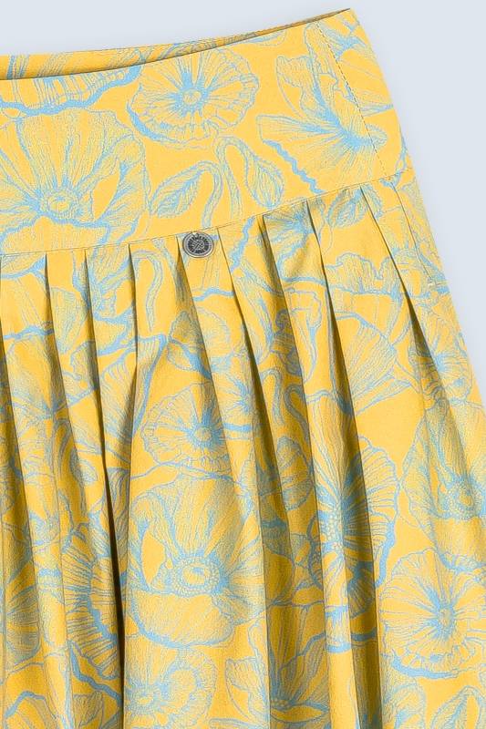 Rockmacherin Kalo lang Damenrock mit plakativem Blumenprint für Tracht und Moderne Osterangebot