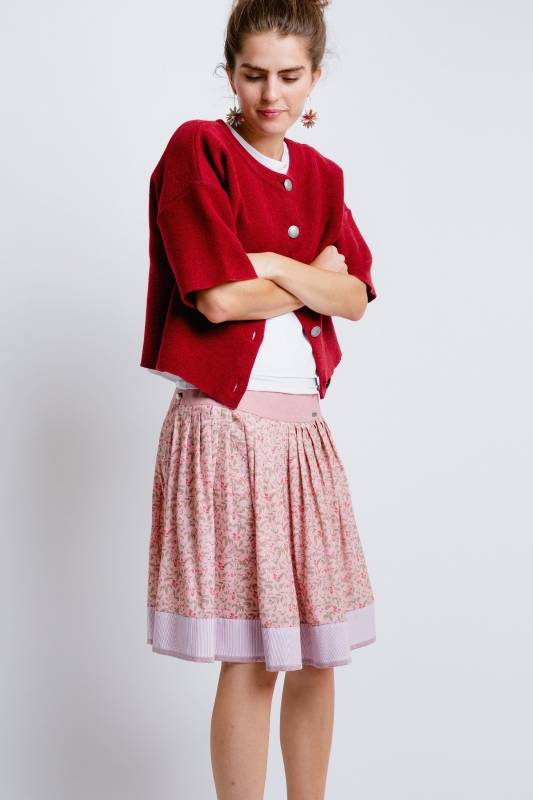 Rockmacherin Mella Strickjacke im Landhaus-Stil, mit trendig kurzem Ärmel Top Angebot