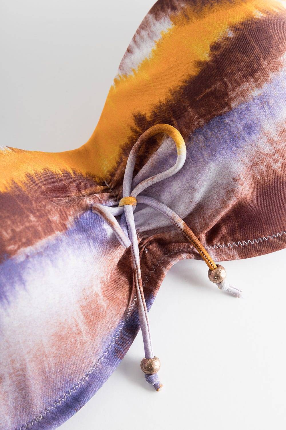 Rösch Bikini-Oberteil Bandeau im Batikdruck moderne Streifen Letzter Tag