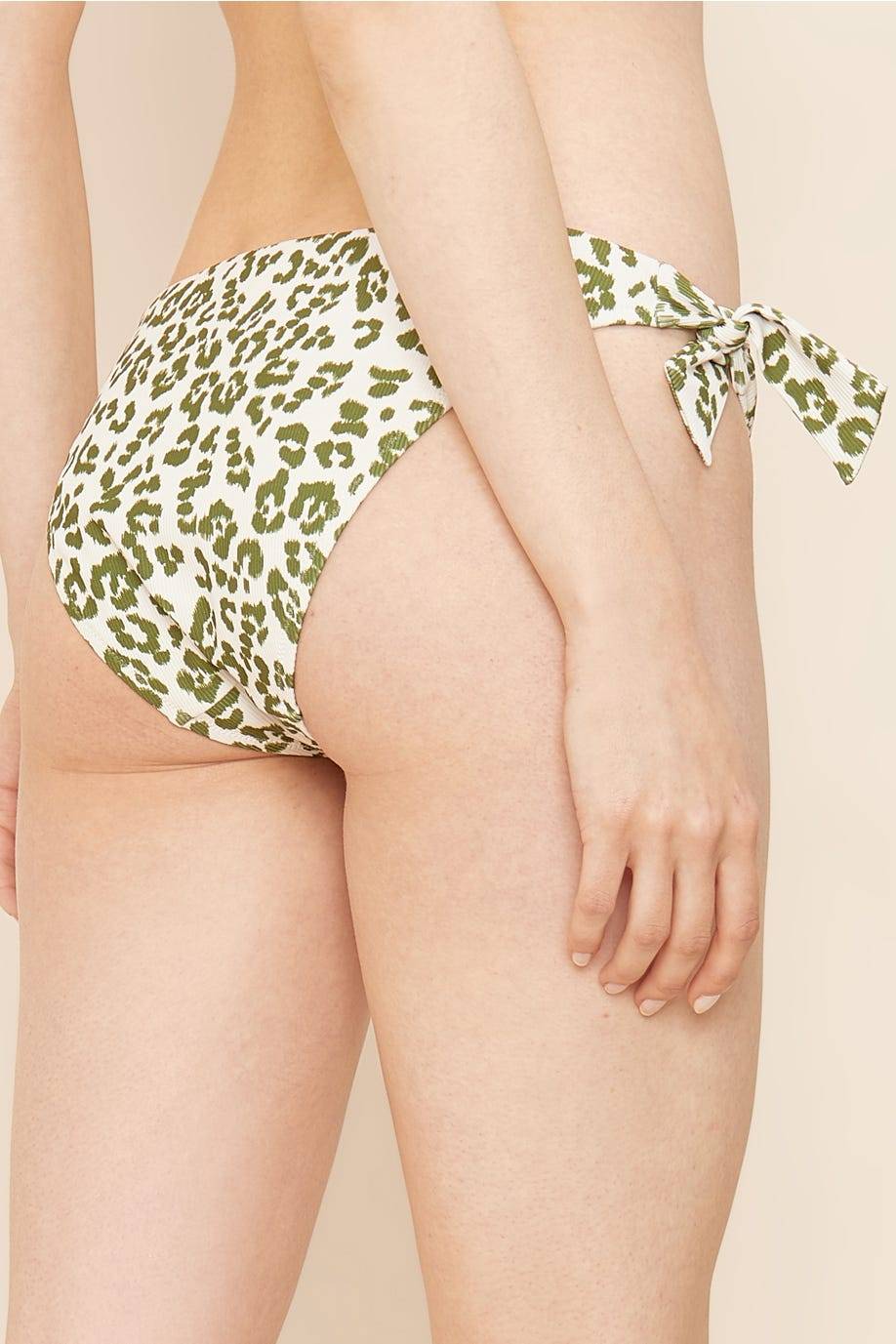 Rösch Bikini Hose im Leo-Druck Grün-Weiß Rippstruktur Animalprint Mix und Match Lycra Speichern exportieren