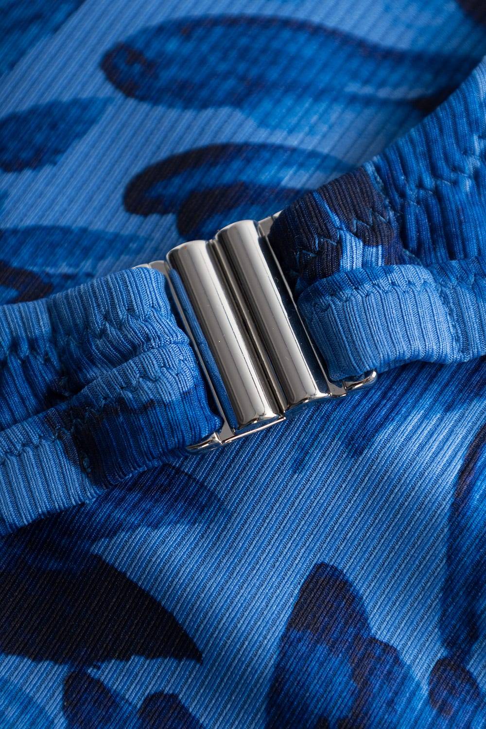 Rösch Bikini Oberteil im blauen Blüten-Druck Wickeloptik recyceltes Polyester/Elasthan Auslauf