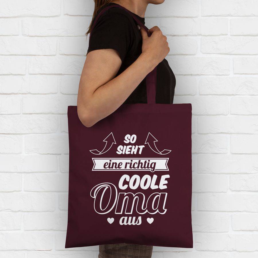 Shirtracer So sieht eine richtig coole Oma aus Pfeile Shirts & Mehr Shirtracer Begrenzt auf 3 Tage